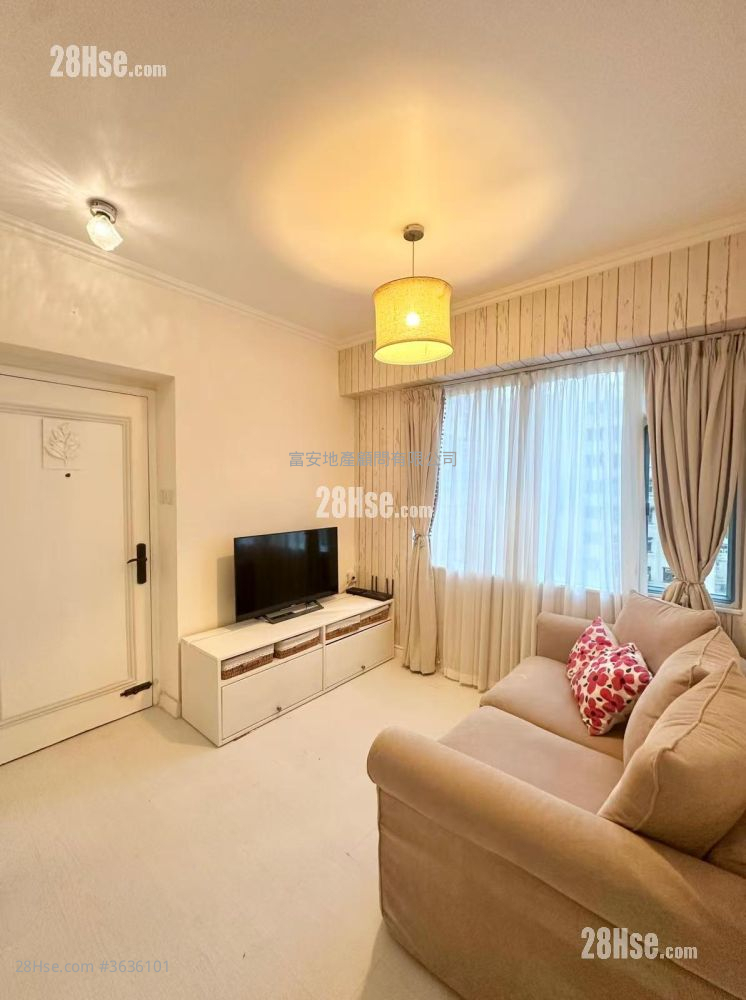 Fair Way Garden Rental 1 Bedroom , 1 Bathroom 352 ft² ( 32.7 m² )