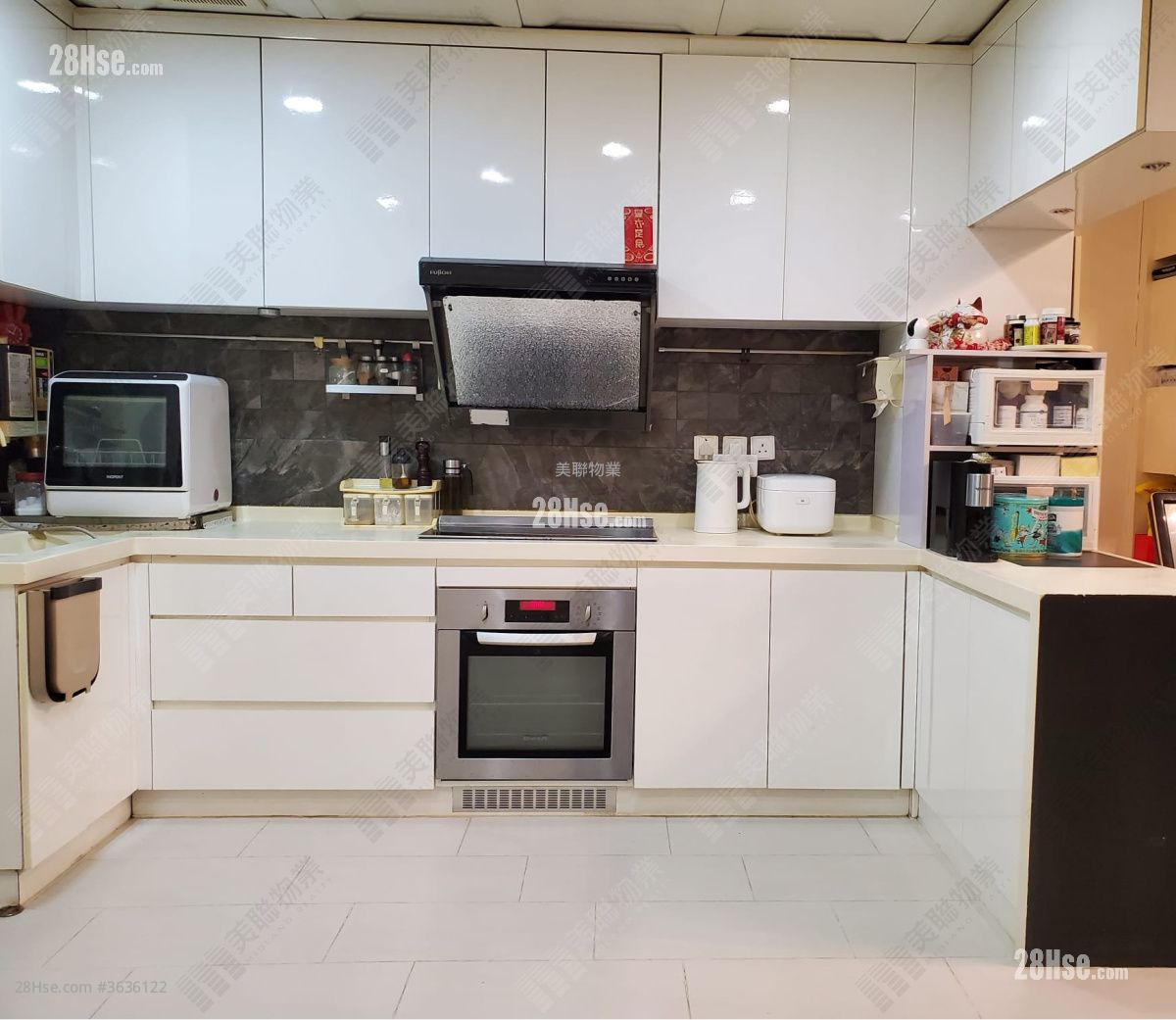 四季名园 租盘 3 房 , 3 浴室 970 平方尺 ( 90.1 平方米 )