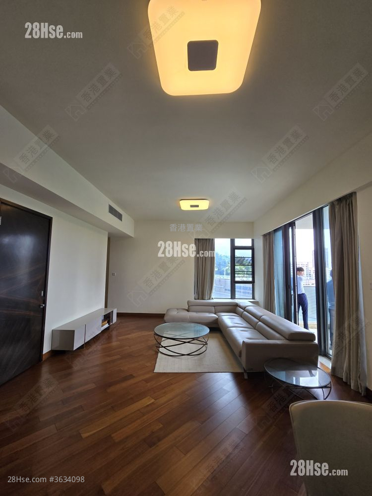 Ultima Rental 4 Bedrooms , 3 Bathrooms 2,018 ft² ( 187.5 m² )