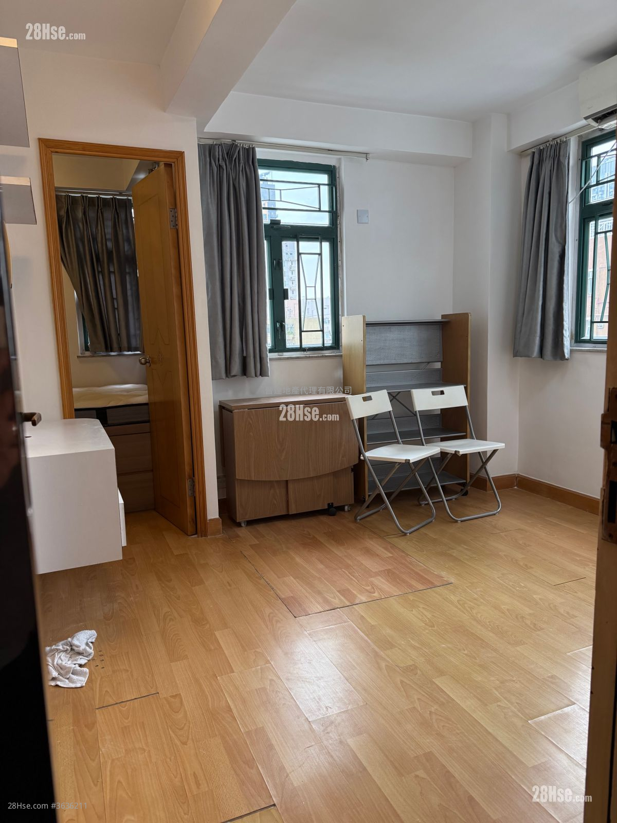 Merlin Centre Rental 1 Bedroom , 1 Bathroom 220 ft² ( 20.4 m² )