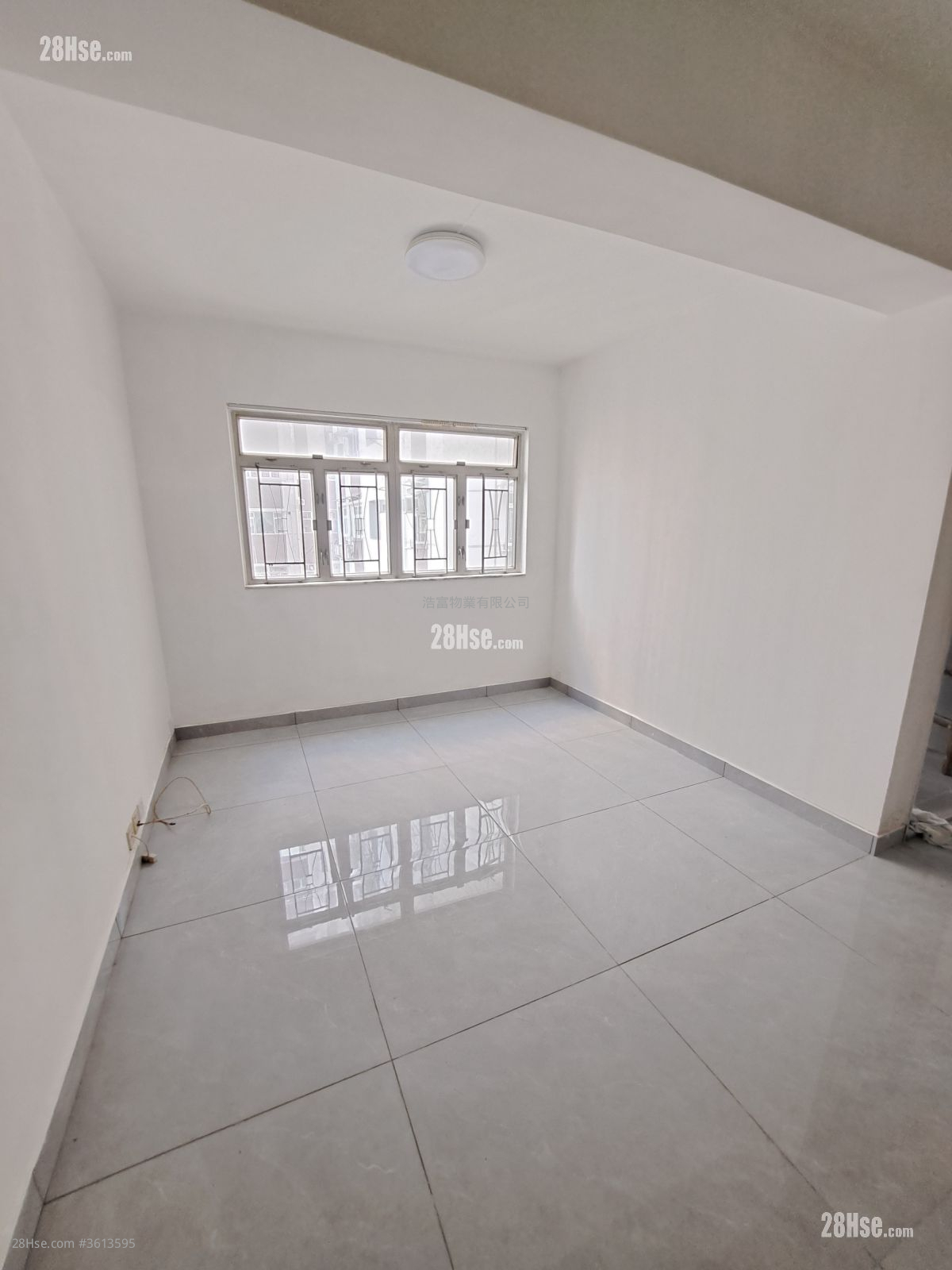 新威园 租盘 2 房 , 1 浴室