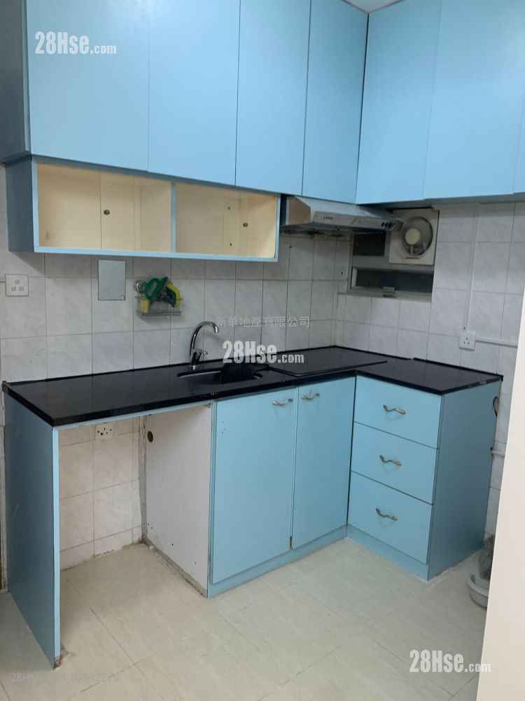 Wai Lee Building Rental 2 Bedrooms , 1 Bathroom 352 ft² ( 32.7 m² )