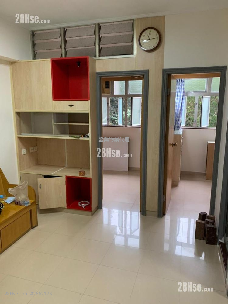 仁乐大厦 售盘 2 房 , 1 浴室 285 平方尺 ( 26.5 平方米 )