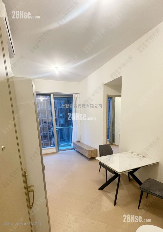 Mayfair By The Sea 8 Sell 2 Bedrooms , 1 Bathroom 494 ft² ( 45.9 m² )