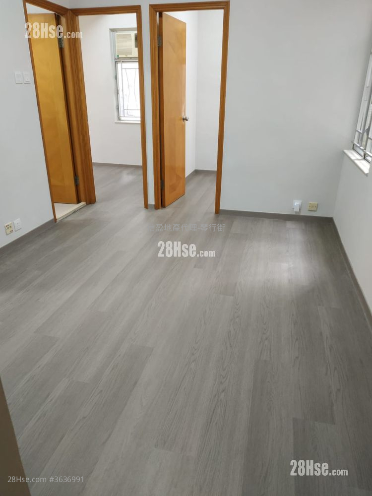Hoi Hing Building Rental 2 Bedrooms , 1 Bathroom 347 ft² ( 32.2 m² )