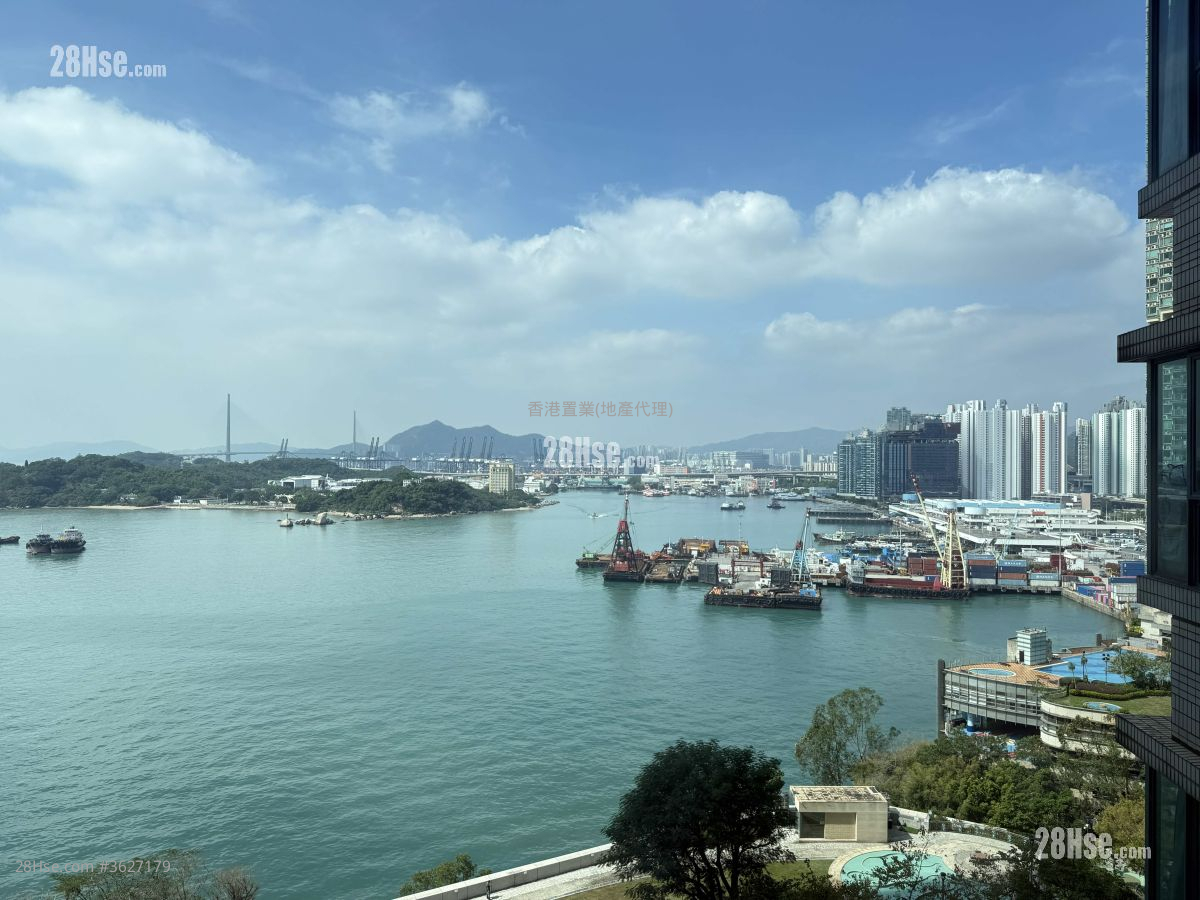 The Long Beach Rental 2 Bedrooms , 1 Bathroom 559 ft² ( 51.9 m² )