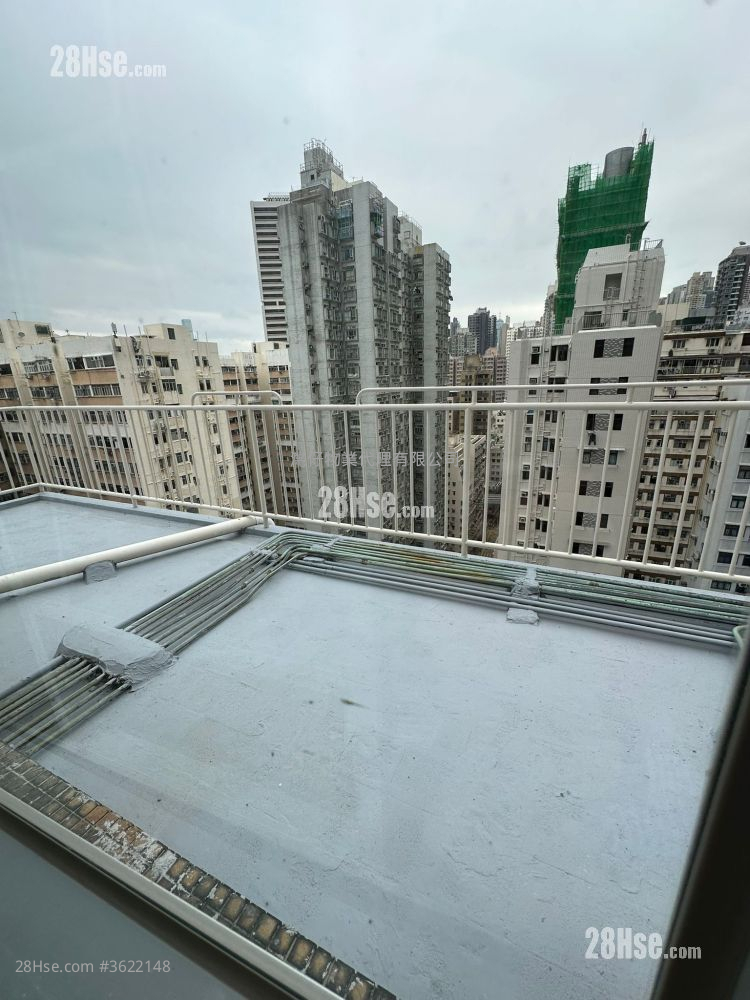 Hau Fook Building Rental 4 Bedrooms , 3 Bathrooms 628 ft² ( 58.3 m² )