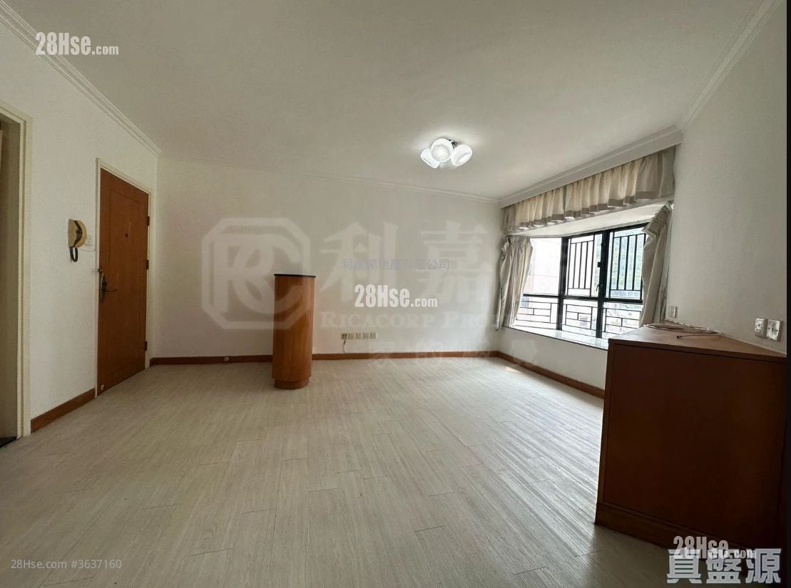 Illumination Terrace Sell 2 Bedrooms , 1 Bathroom 568 ft² ( 52.8 m² )