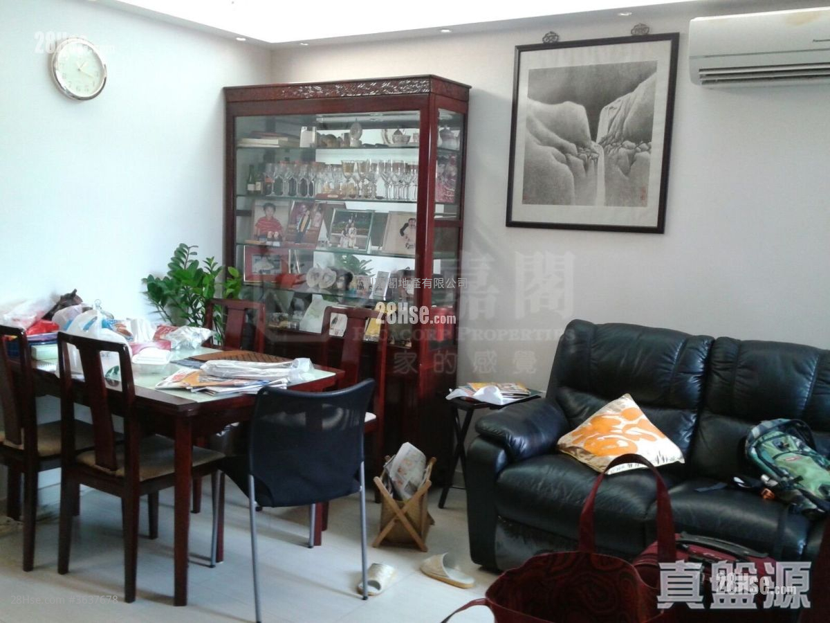 Corona Tower Sell 3 Bedrooms , 2 Bathrooms 670 ft² ( 62.2 m² )