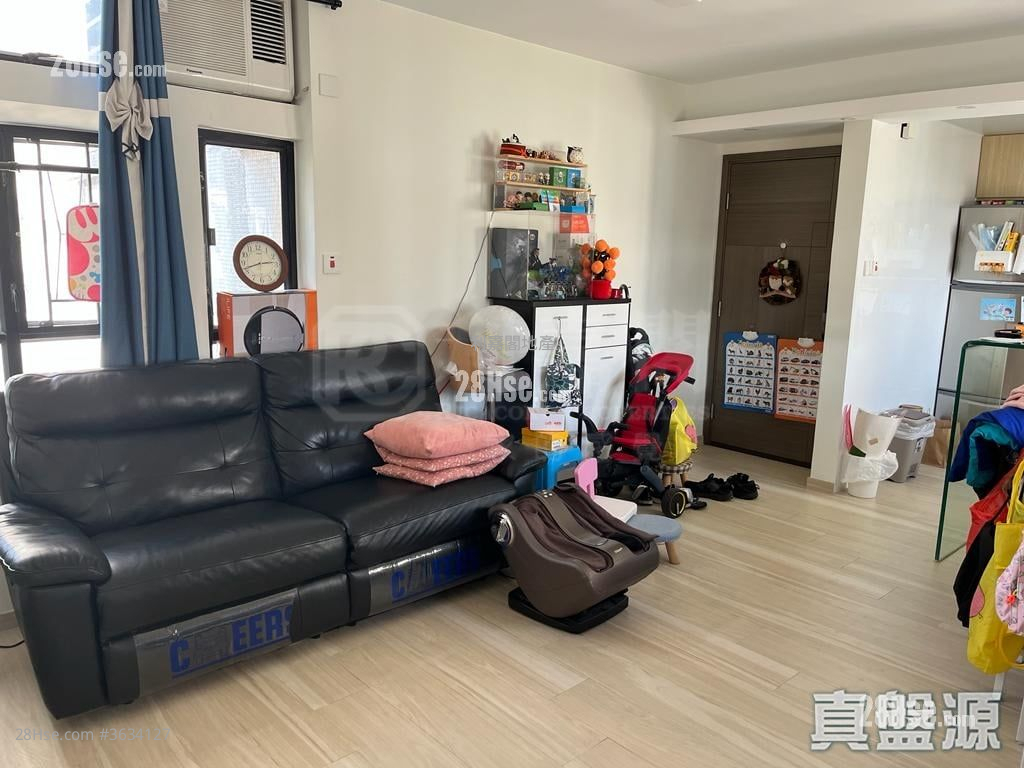 Tai Hing Gardens Sell 2 Bedrooms , 1 Bathroom 544 ft² ( 50.5 m² )