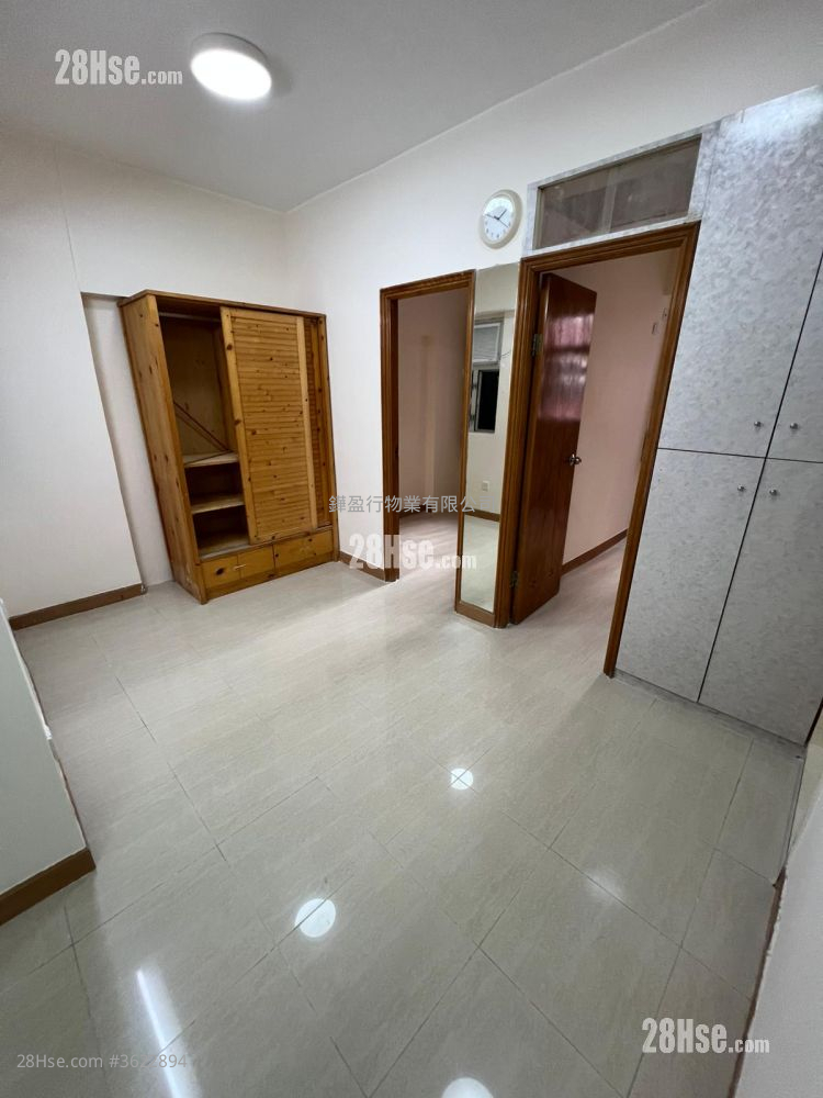 惠利大厦 租盘 2 房 , 1 浴室 320 平方尺 ( 29.7 平方米 )