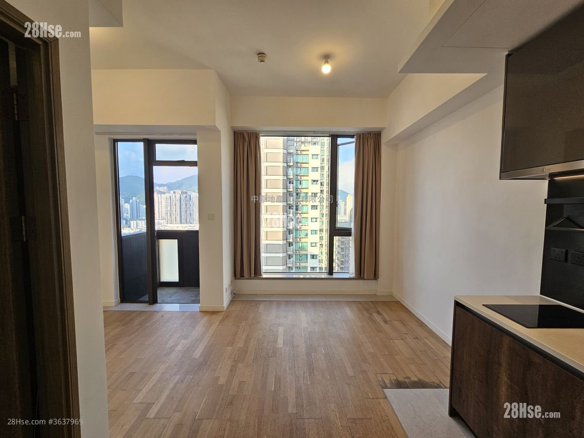 Hyde Park Rental 1 Bathroom 283 ft² ( 26.3 m² )