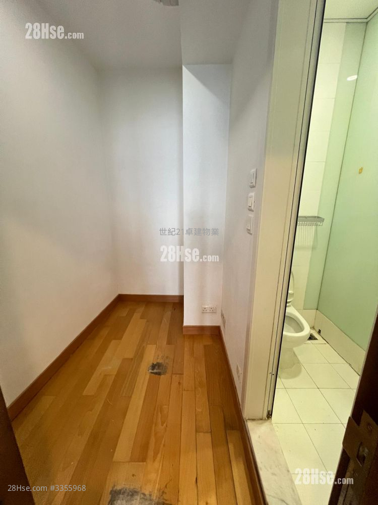 The Harbourside Rental 4 Bedrooms , 2 Bathrooms 2,334 ft² ( 216.8 m² )