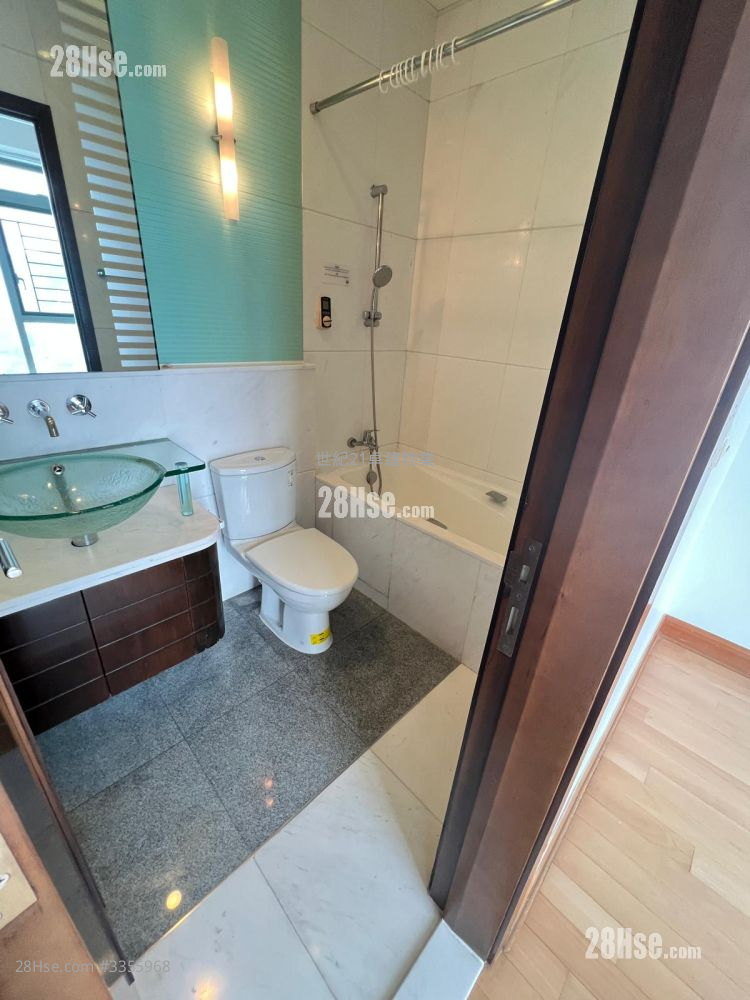 The Harbourside Rental 4 Bedrooms , 2 Bathrooms 2,334 ft² ( 216.8 m² )