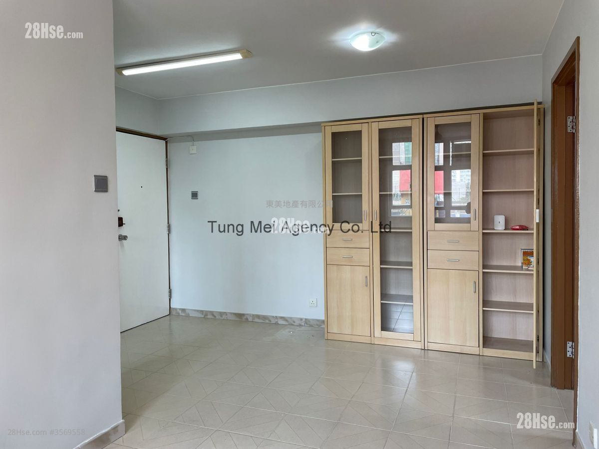 Siu Hei Court Rental 2 Bedrooms , 1 Bathroom 462 ft² ( 42.9 m² )