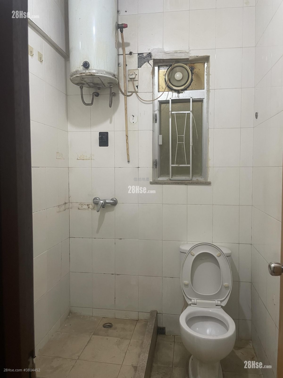Metropole Building Rental 3 Bedrooms , 1 Bathroom 647 ft² ( 60.1 m² )