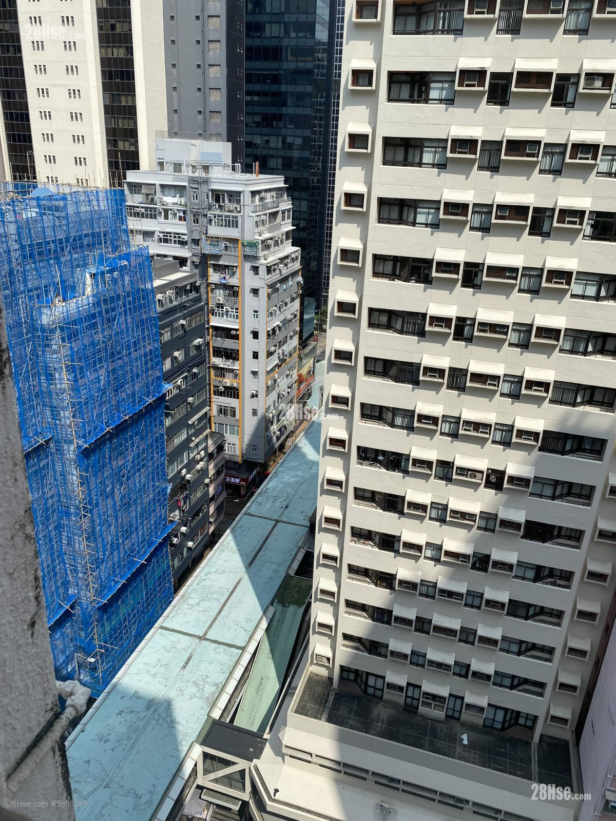 Fortune Building Sell 2 Bedrooms , 1 Bathroom 313 ft² ( 29.1 m² )