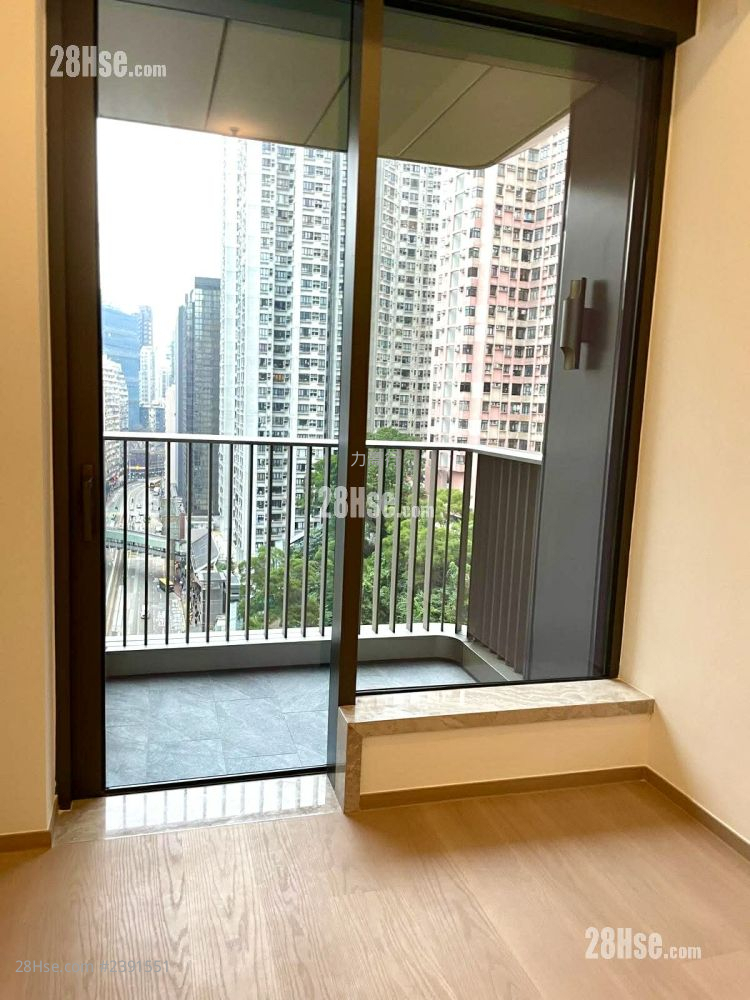 101 Kings Road Rental 2 Bedrooms , 1 Bathroom 434 ft² ( 40.3 m² )