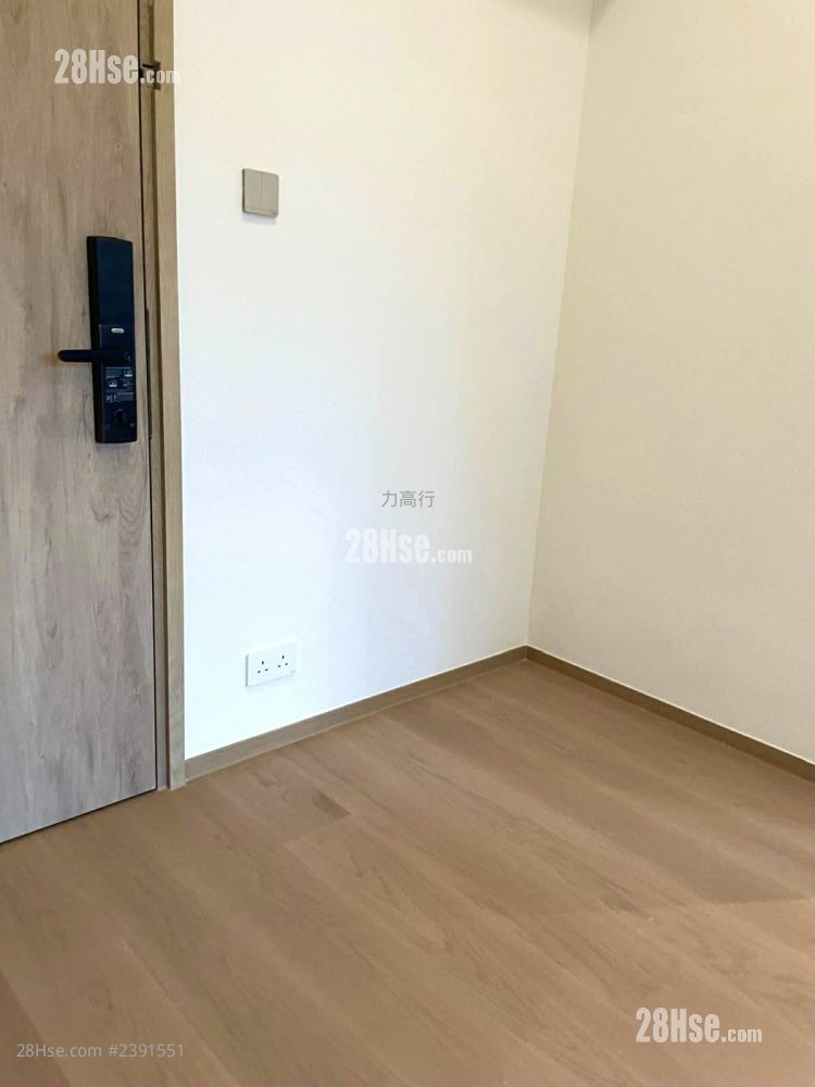 101 Kings Road Rental 2 Bedrooms , 1 Bathroom 434 ft² ( 40.3 m² )
