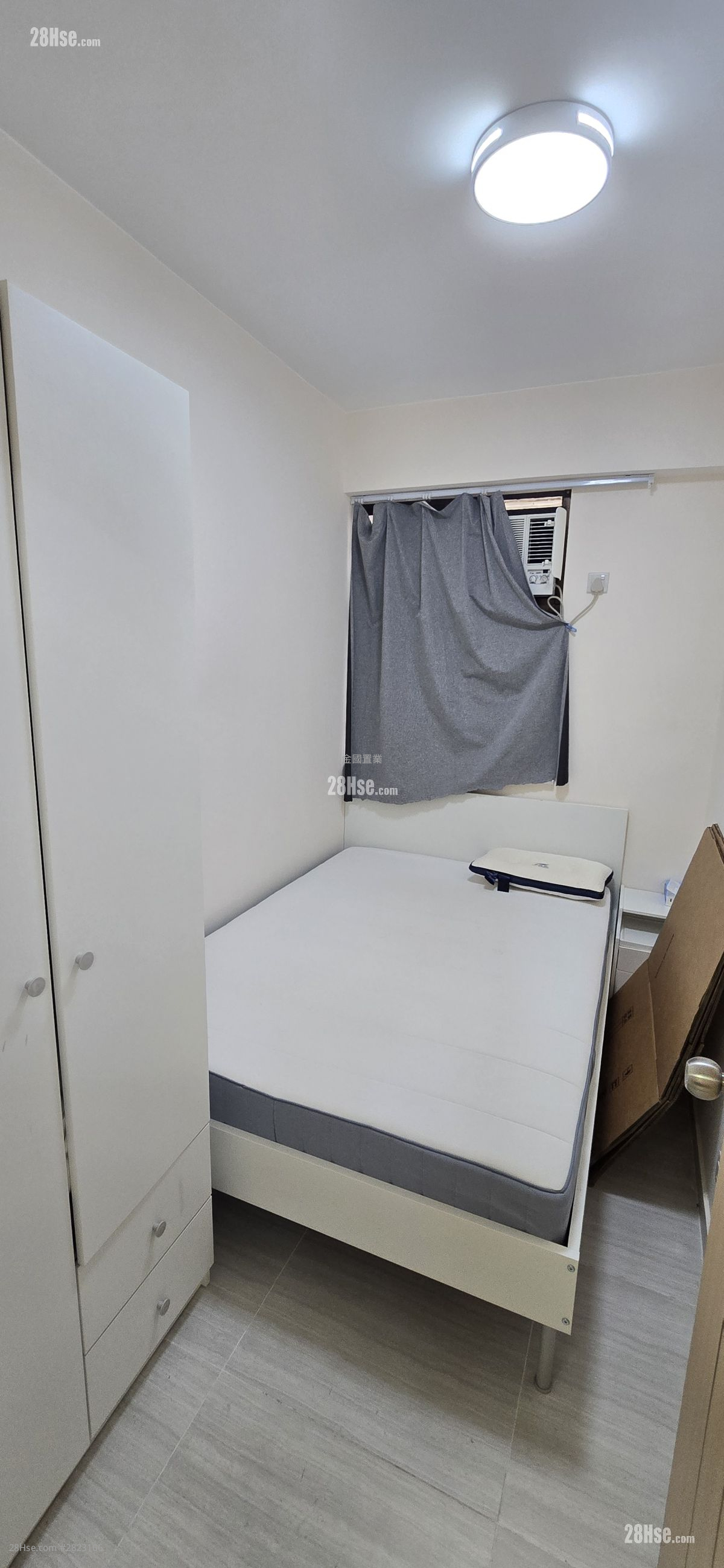 Diamond Court Rental 3 Bedrooms , 1 Bathroom 576 ft² ( 53.5 m² )