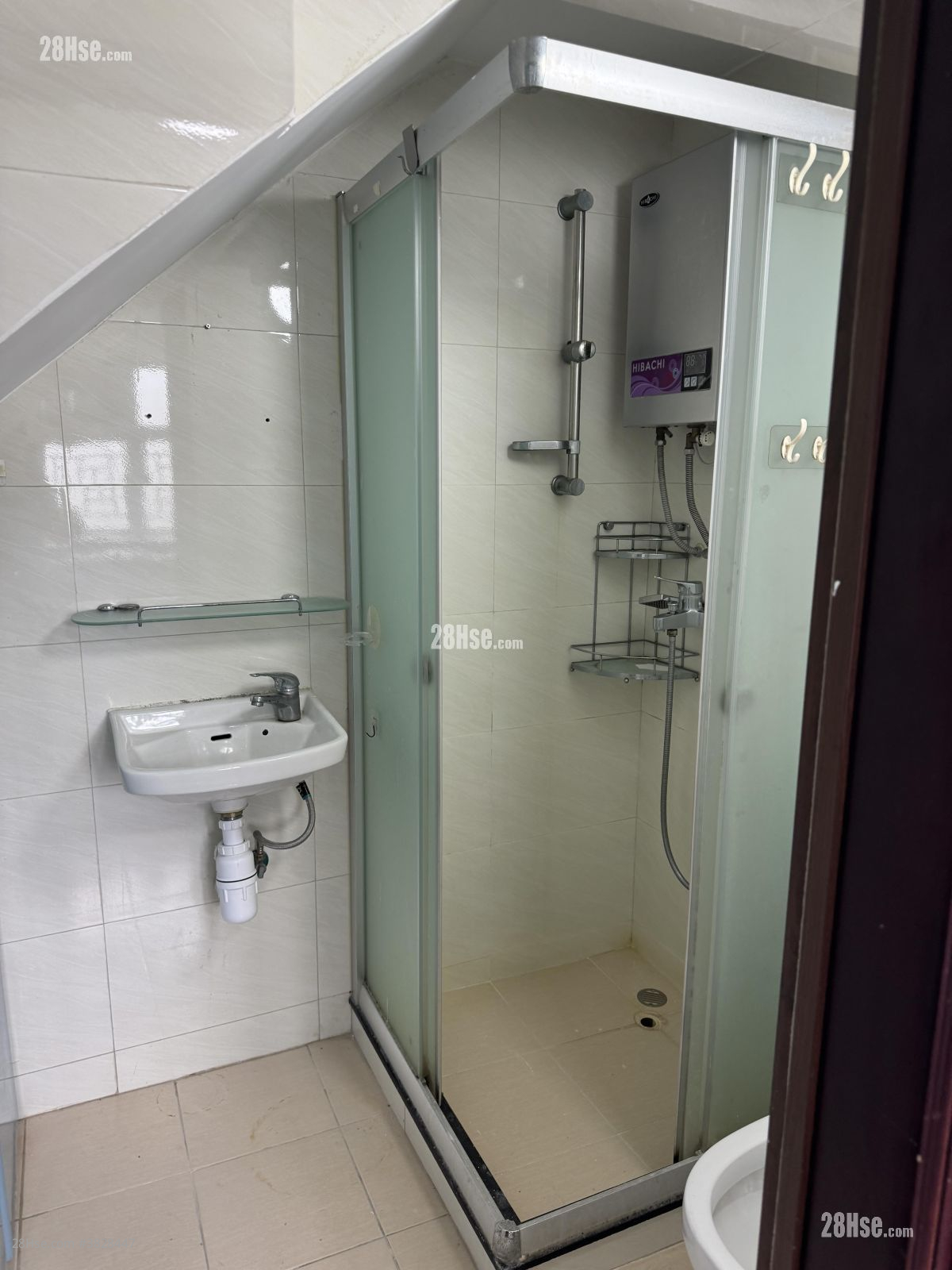 Village Rental 1 Bedroom 300 ft² ( 27.9 m² )