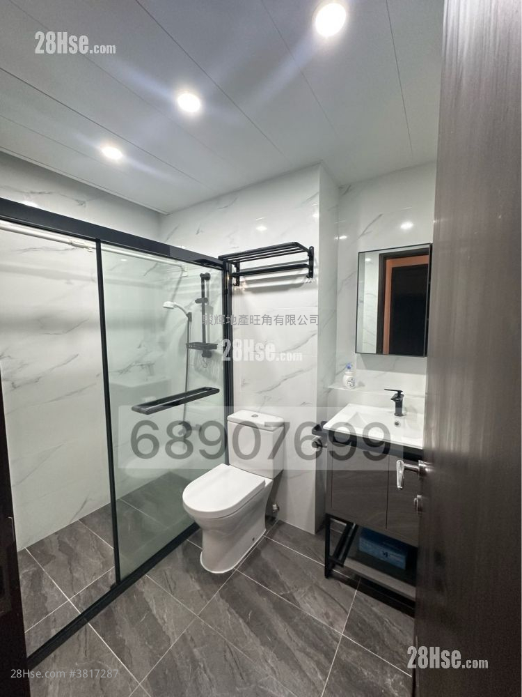 The Metropolis Residence Rental 2 Bedrooms , 1 Bathroom 477 ft² ( 44.3 m² )