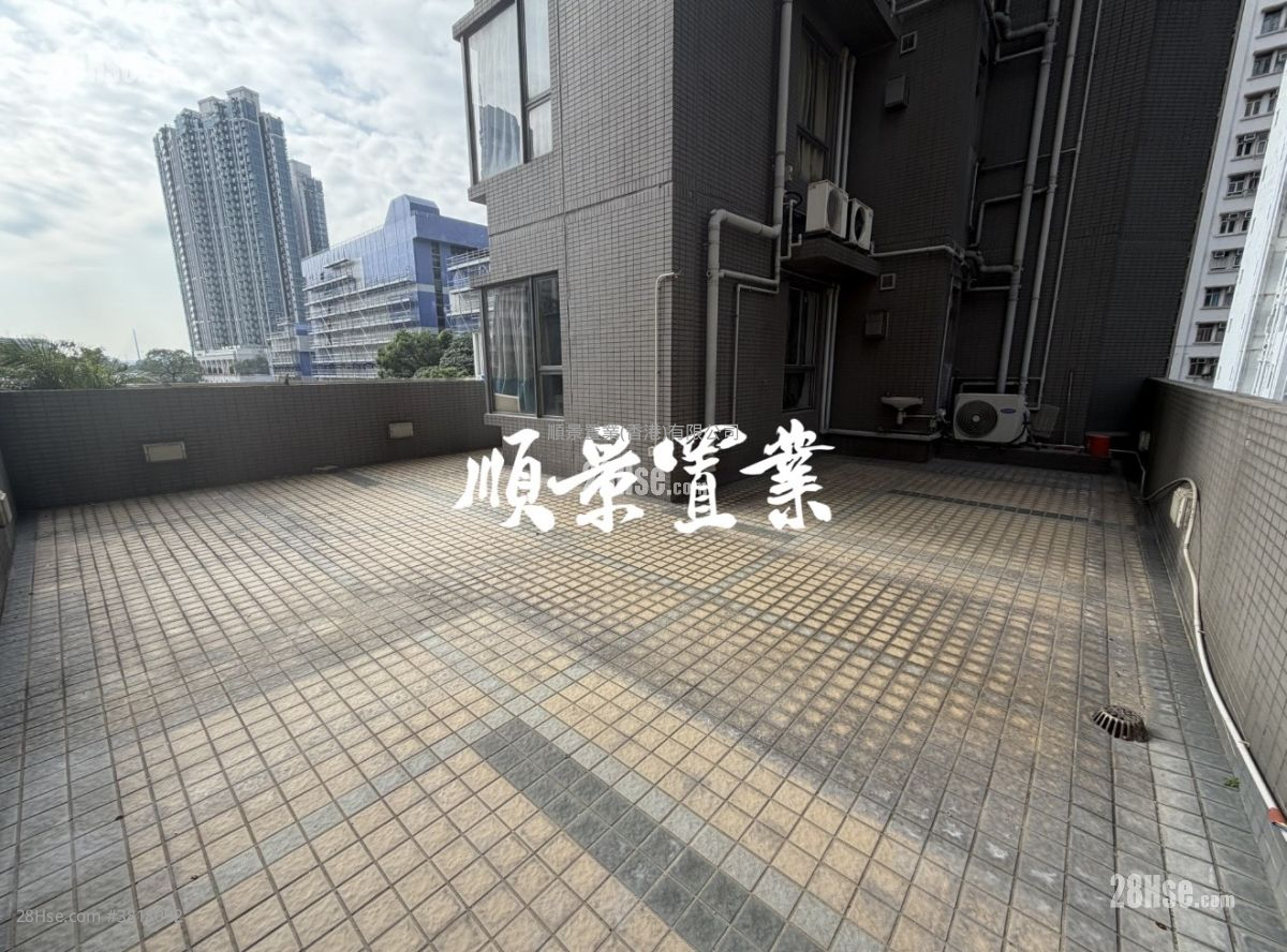 Jade Suites Rental Studio , 1 Bathroom 230 ft² ( 21.4 m² )