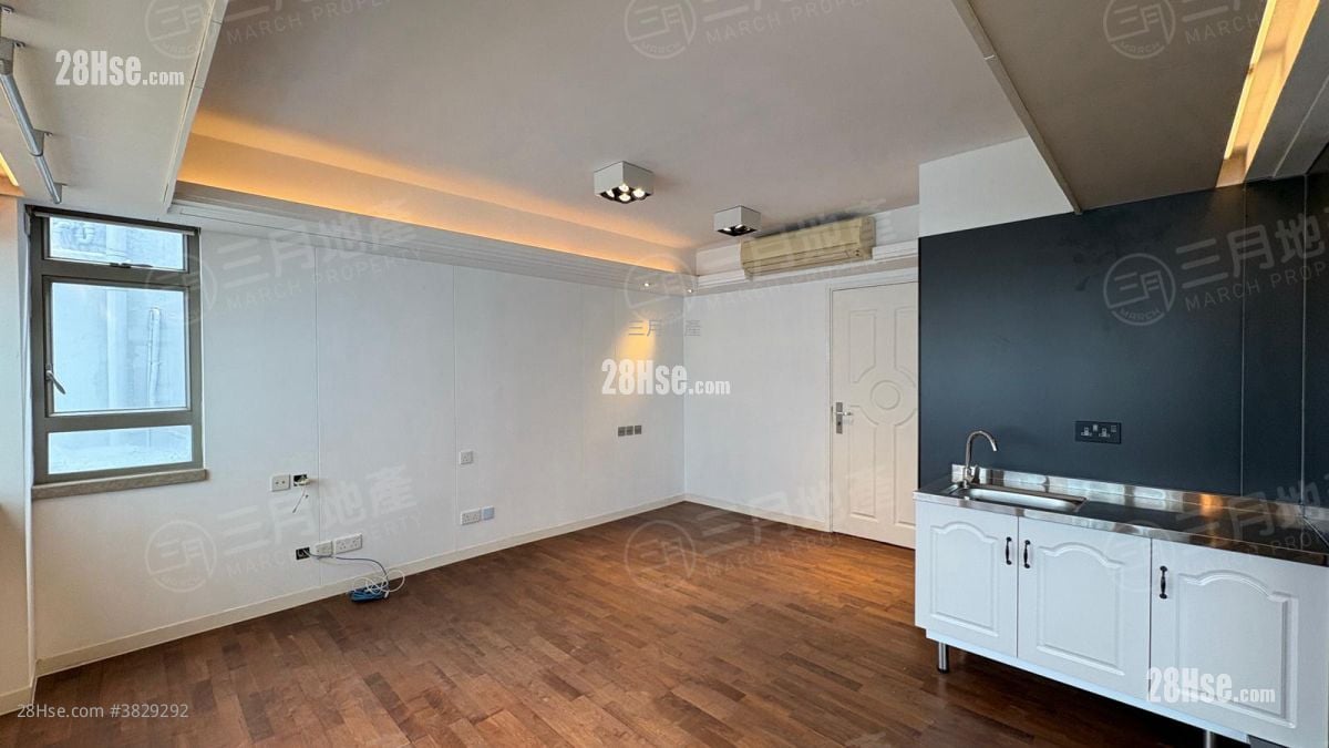 Tin Fung House Sell Studio , 1 Bathroom 258 ft² ( 24.0 m² )