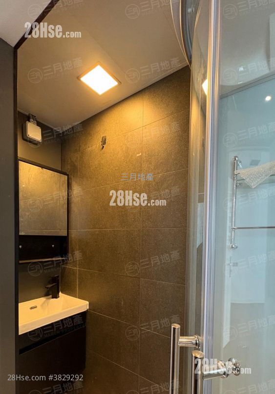 Tin Fung House Sell Studio , 1 Bathroom 258 ft² ( 24.0 m² )