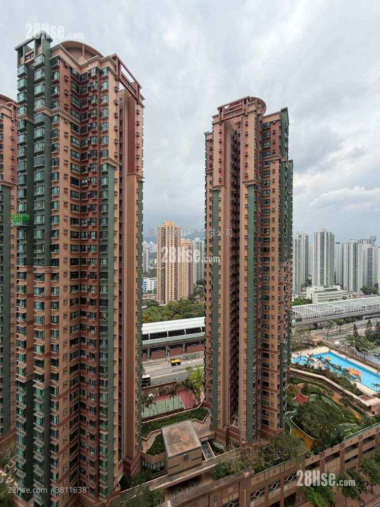 Yu Chui Court Sell 3 Bedrooms , 2 Bathrooms 650 ft² ( 60.4 m² )
