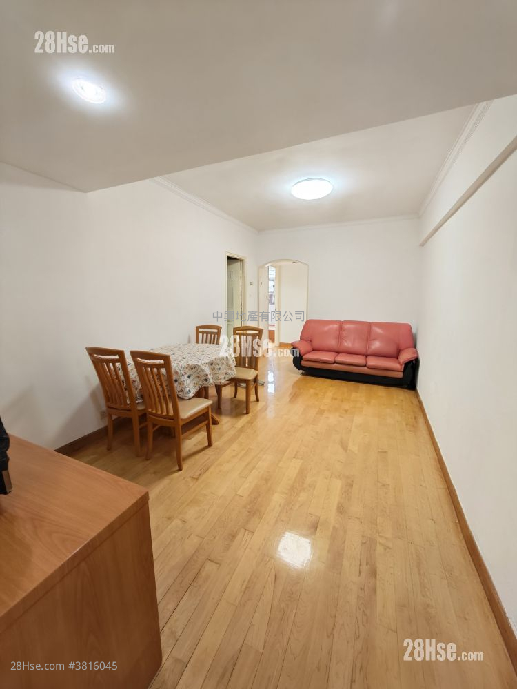 Pak Lok Building Rental 3 Bedrooms , 1 Bathroom 568 ft² ( 52.8 m² )