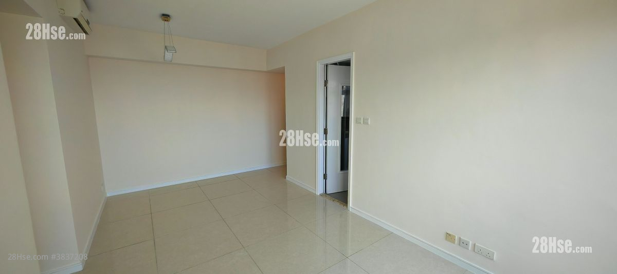 The Rise Sell 4 Bedrooms , 2 Bathrooms 747 ft² ( 69.4 m² )