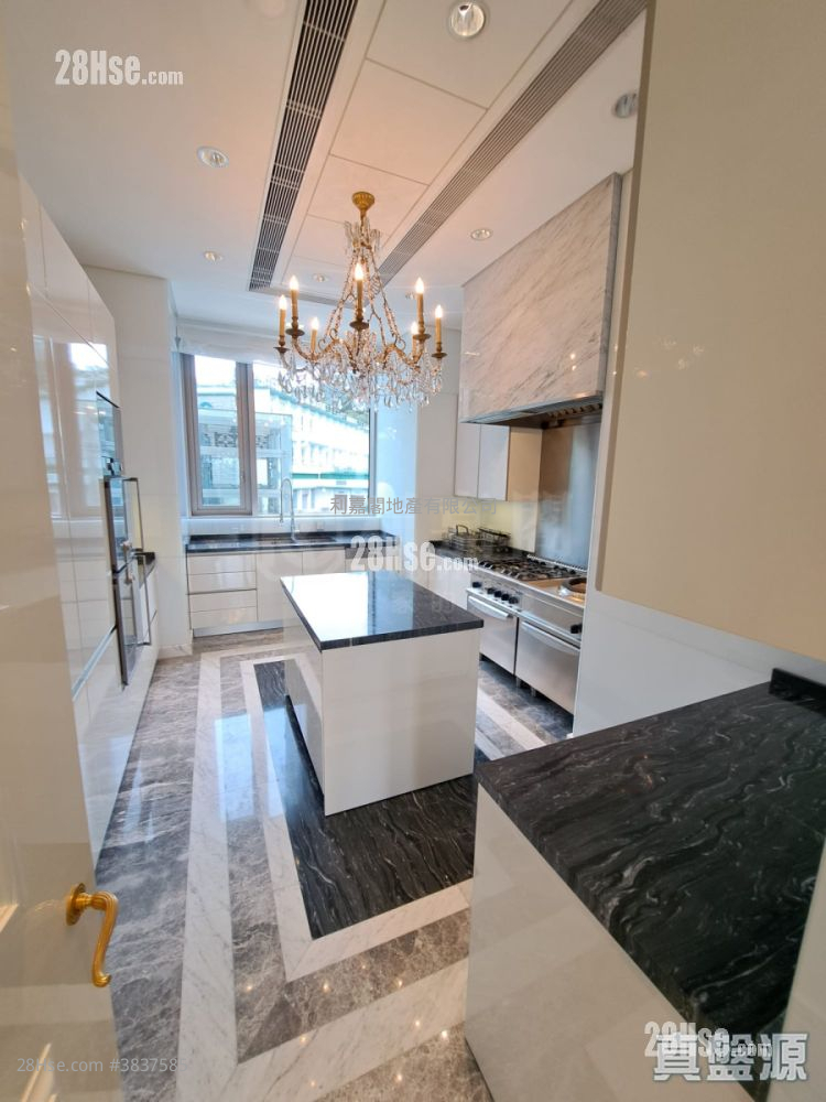 No. 3 Plunkett's Road Rental 4 Bedrooms , 4 Bathrooms 4,565 ft² ( 424.1 m² )