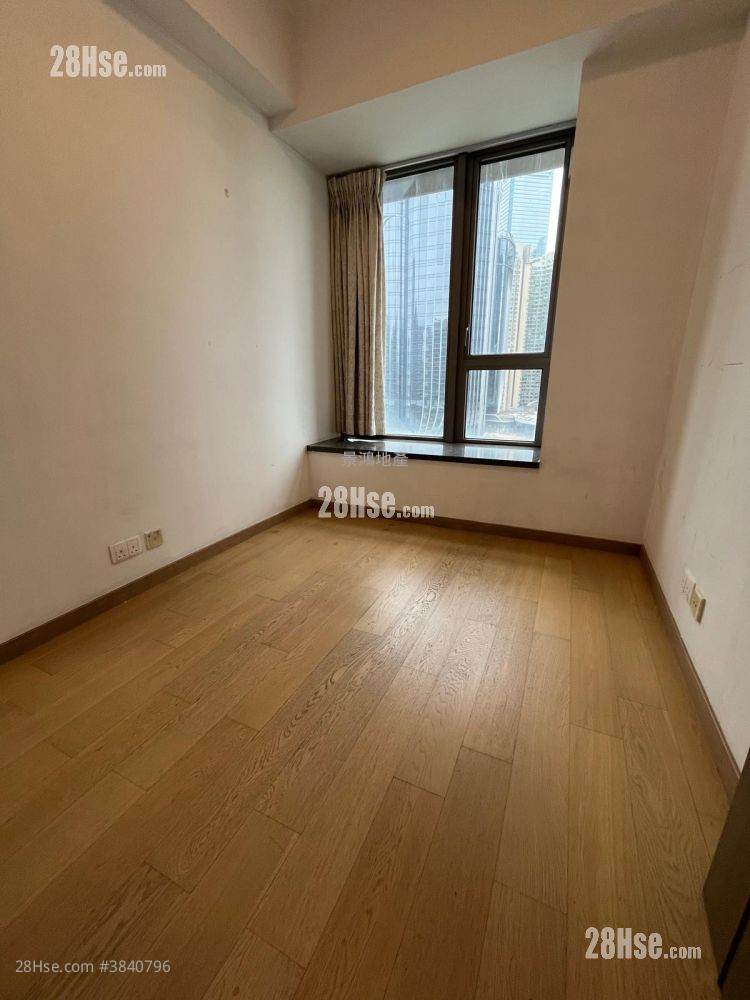 The Austin Sell 3 Bedrooms , 2 Bathrooms 1,002 ft² ( 93.1 m² )