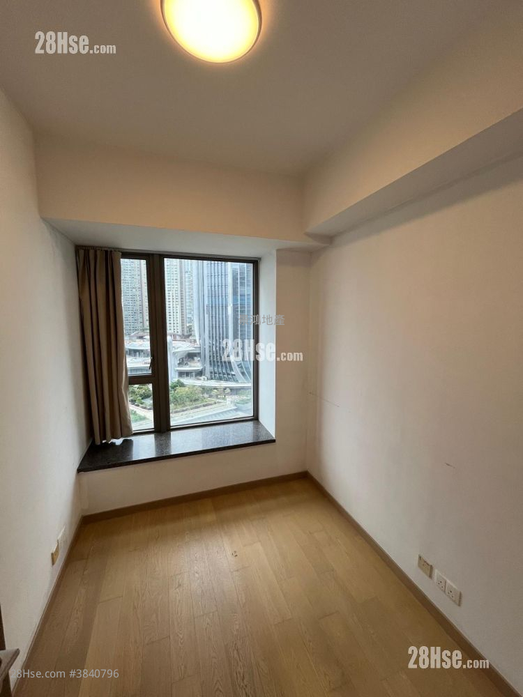 The Austin Sell 3 Bedrooms , 2 Bathrooms 1,002 ft² ( 93.1 m² )