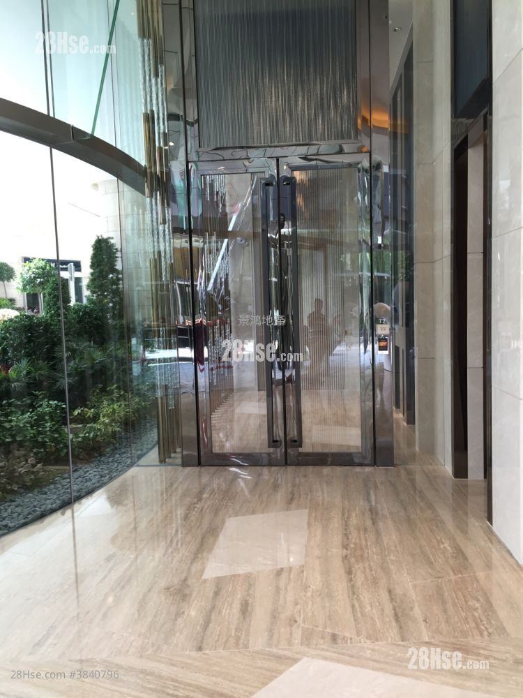 The Austin Sell 3 Bedrooms , 2 Bathrooms 1,002 ft² ( 93.1 m² )