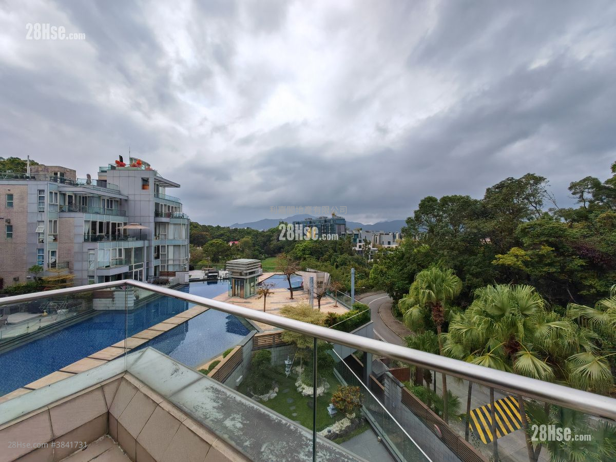 L'utopie Rental 4 Bedrooms , 2 Bathrooms 1,533 ft² ( 142.4 m² )