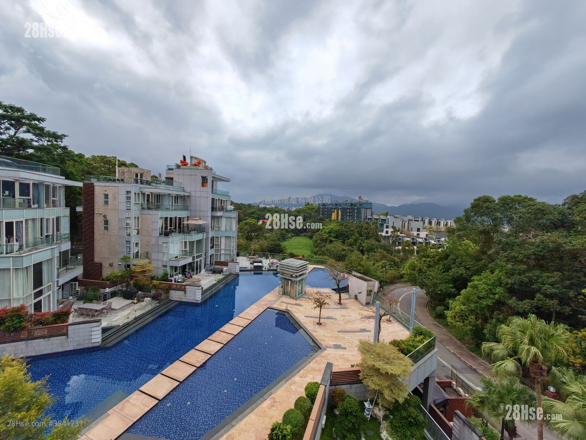 L'utopie Rental 4 Bedrooms , 2 Bathrooms 1,533 ft² ( 142.4 m² )