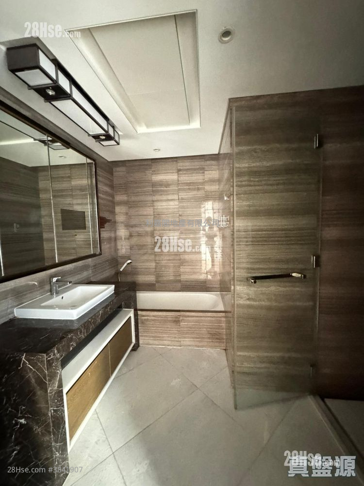 The Austin Sell 3 Bedrooms , 2 Bathrooms 1,002 ft² ( 93.1 m² )