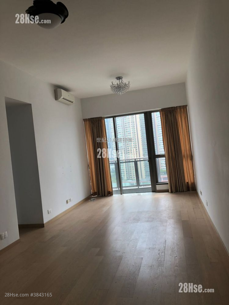 The Austin Sell 3 Bedrooms , 2 Bathrooms 1,002 ft² ( 93.1 m² )