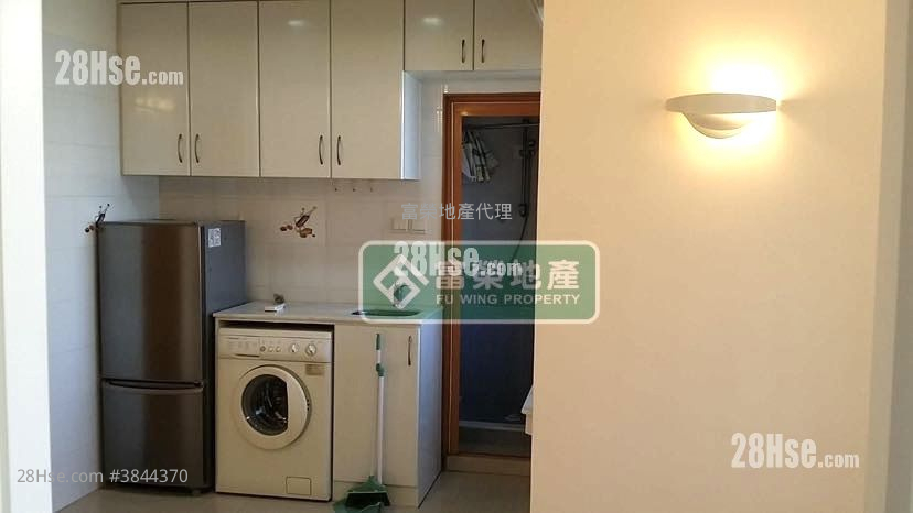 Kam Fai Building Sell 2 Bedrooms 302 ft² ( 28.1 m² )