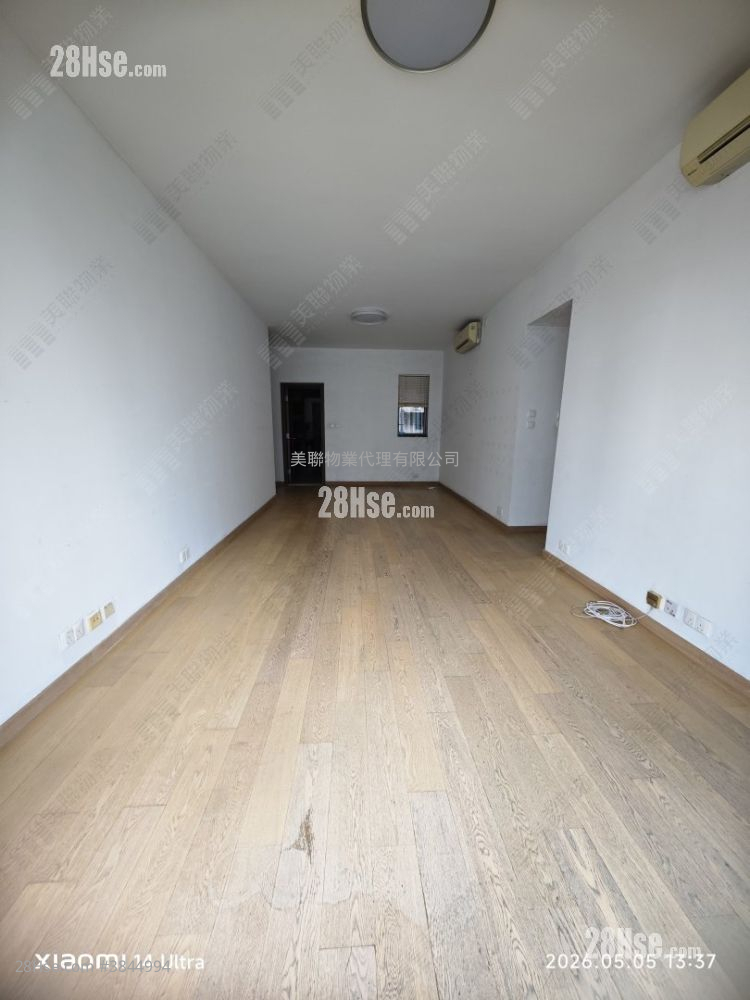 The Austin Sell 3 Bedrooms , 2 Bathrooms 1,002 ft² ( 93.1 m² )
