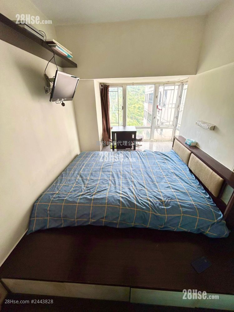 Tsuen Kam Centre Rental 2 Bedrooms , 1 Bathroom 369 ft² ( 34.3 m² )