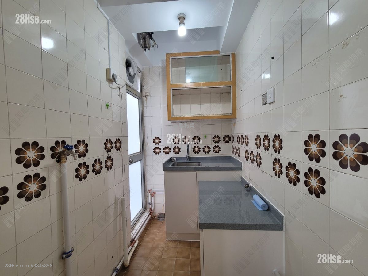 荃德花园 售盘 2 房 , 1 浴室 287 平方尺 ( 26.7 平方米 )
