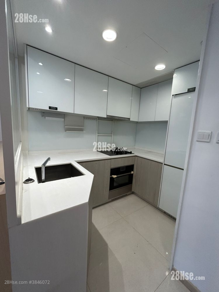 Sea To Sky Rental 2 Bedrooms , 1 Bathroom 474 ft² ( 44.0 m² )