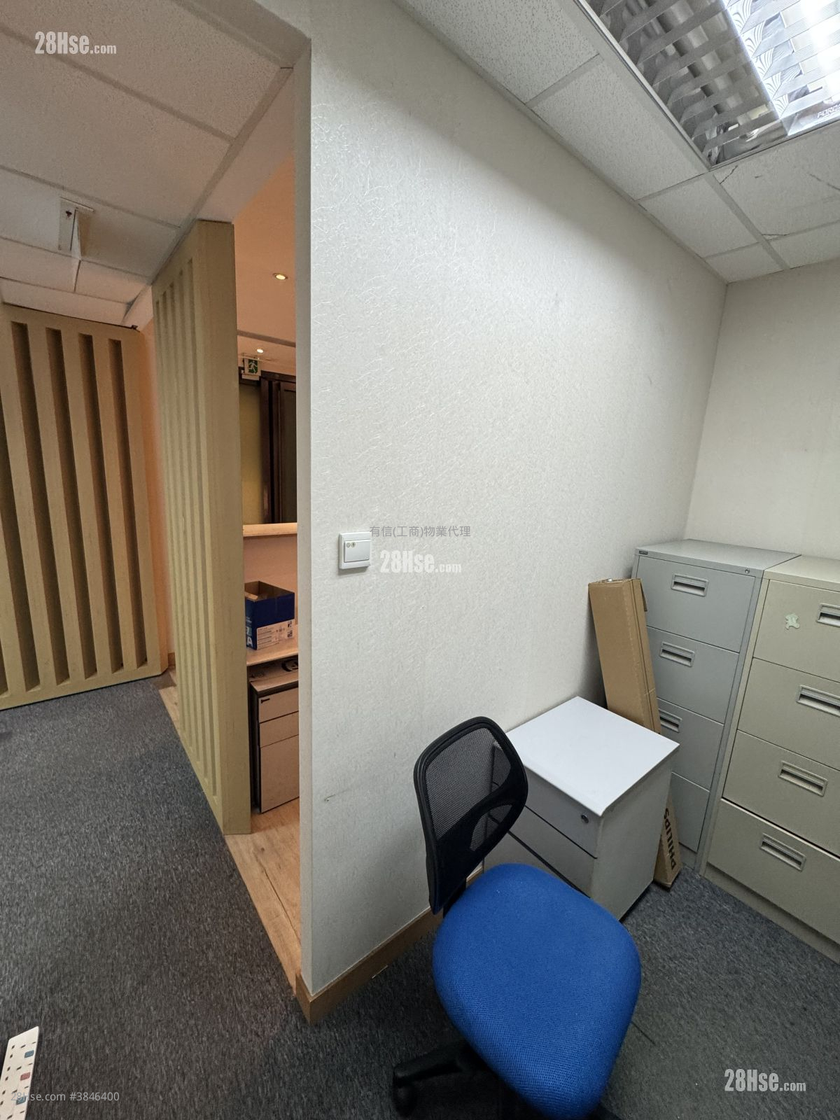 Global Gateway Tower 租盘 1,831 平方尺 ( 170.1 平方米 )