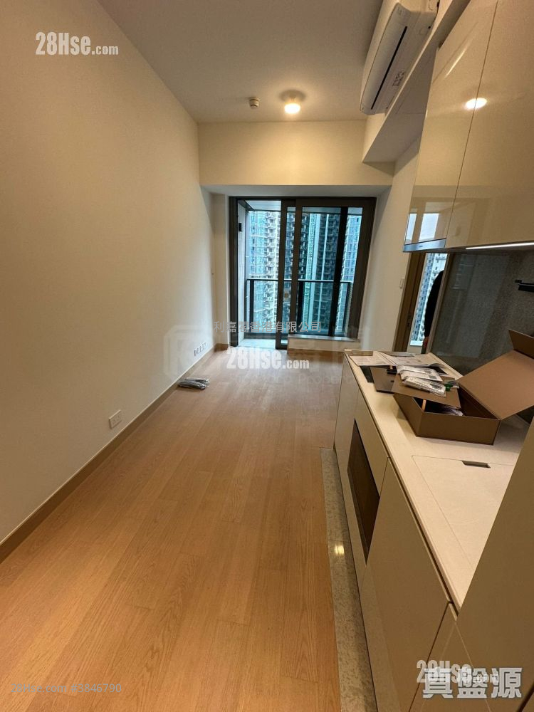 Grand Seasons Rental 1 Bedroom , 1 Bathroom 323 ft² ( 30.0 m² )