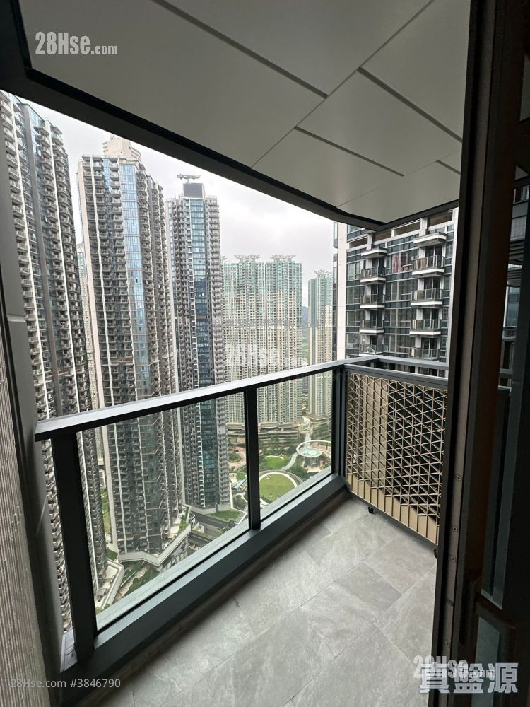Grand Seasons Rental 1 Bedroom , 1 Bathroom 323 ft² ( 30.0 m² )