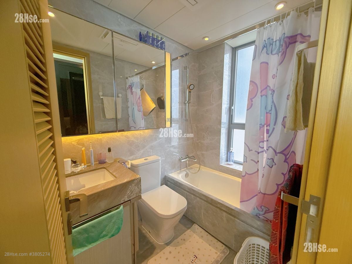 Malibu Sell 4 Bedrooms , 2 Bathrooms 1,087 ft² ( 101.0 m² )