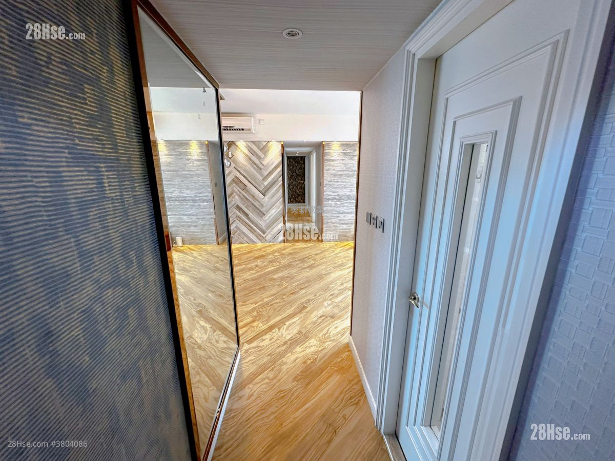 Hemera Sell 4 Bedrooms , 1 Bathroom 950 ft² ( 88.3 m² )